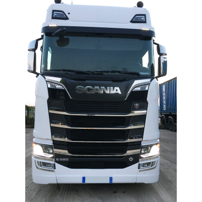 HABILLAGE INOX CALANDRE SCANIA N-G SÉRIE S/R