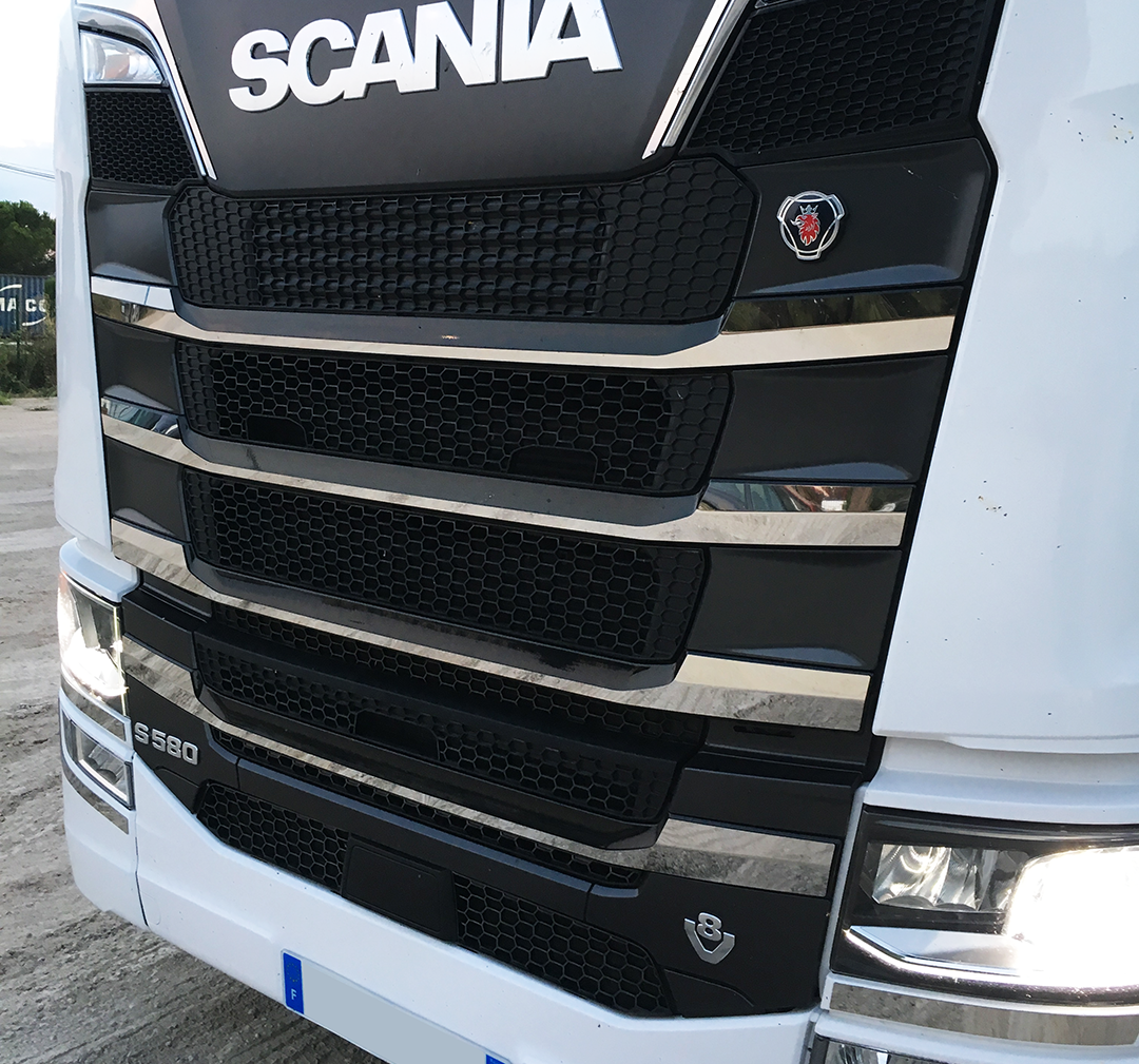 Grille calandre inox sans veilleuses Scania S New Generation 2017 e