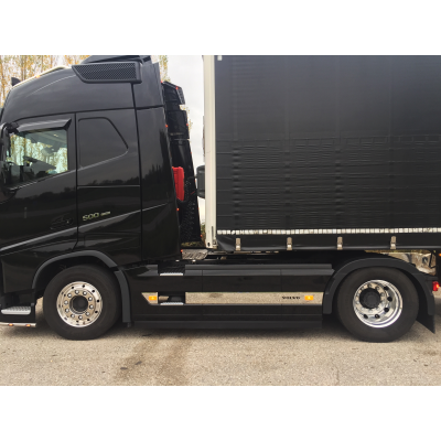 HABILLAGE INOX DE CARENAGE VOLVO FH4