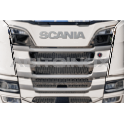 HABILLAGE INOX CÔTÉS DE CALANDRE SCANIA N-G SERIE S